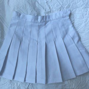 NWOT American Apparel White Gabardine Tennis Skirt in XS